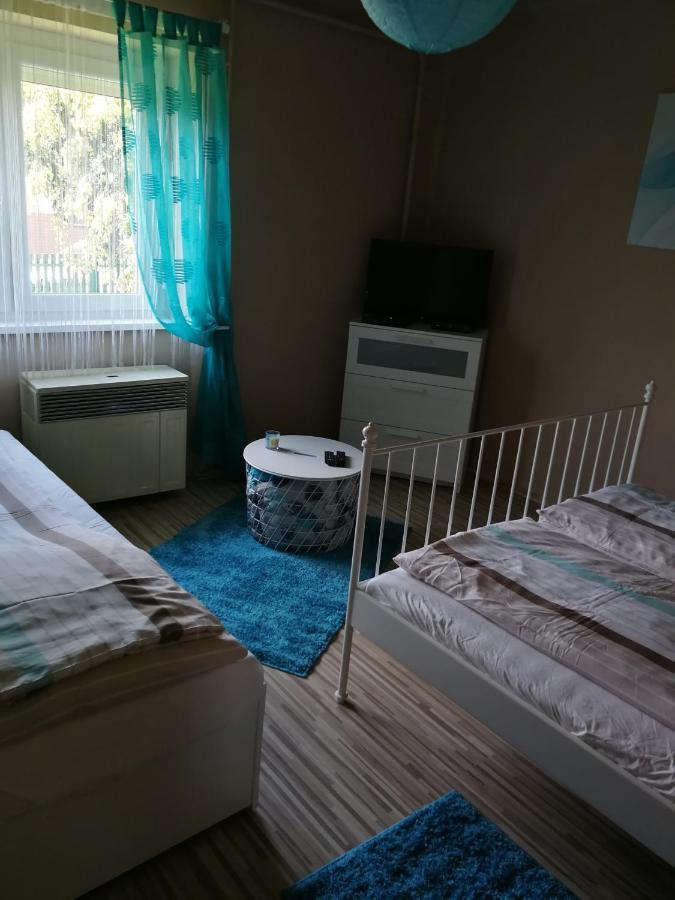 Zso-Ze Apartman Tiszafured Exterior photo